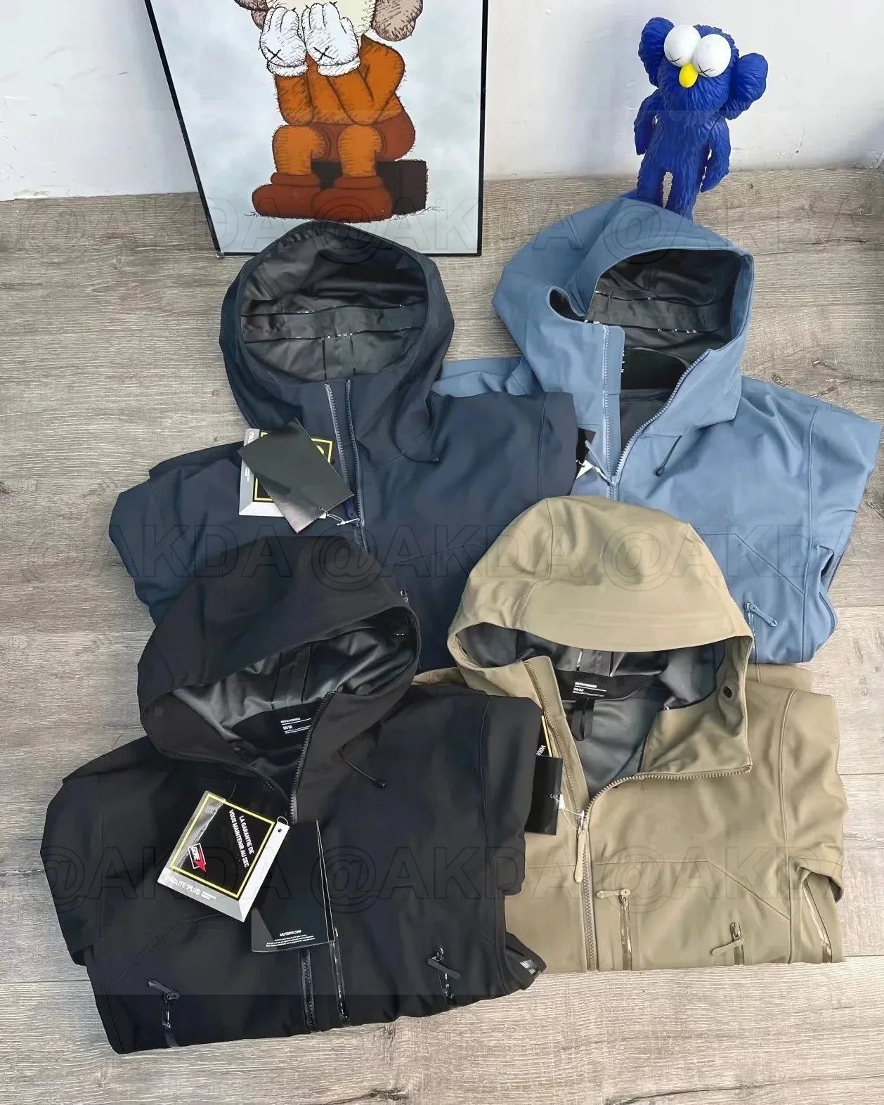 Bird Embroidery Beta SV Waterproof Outdoor Windbreaker Jacket