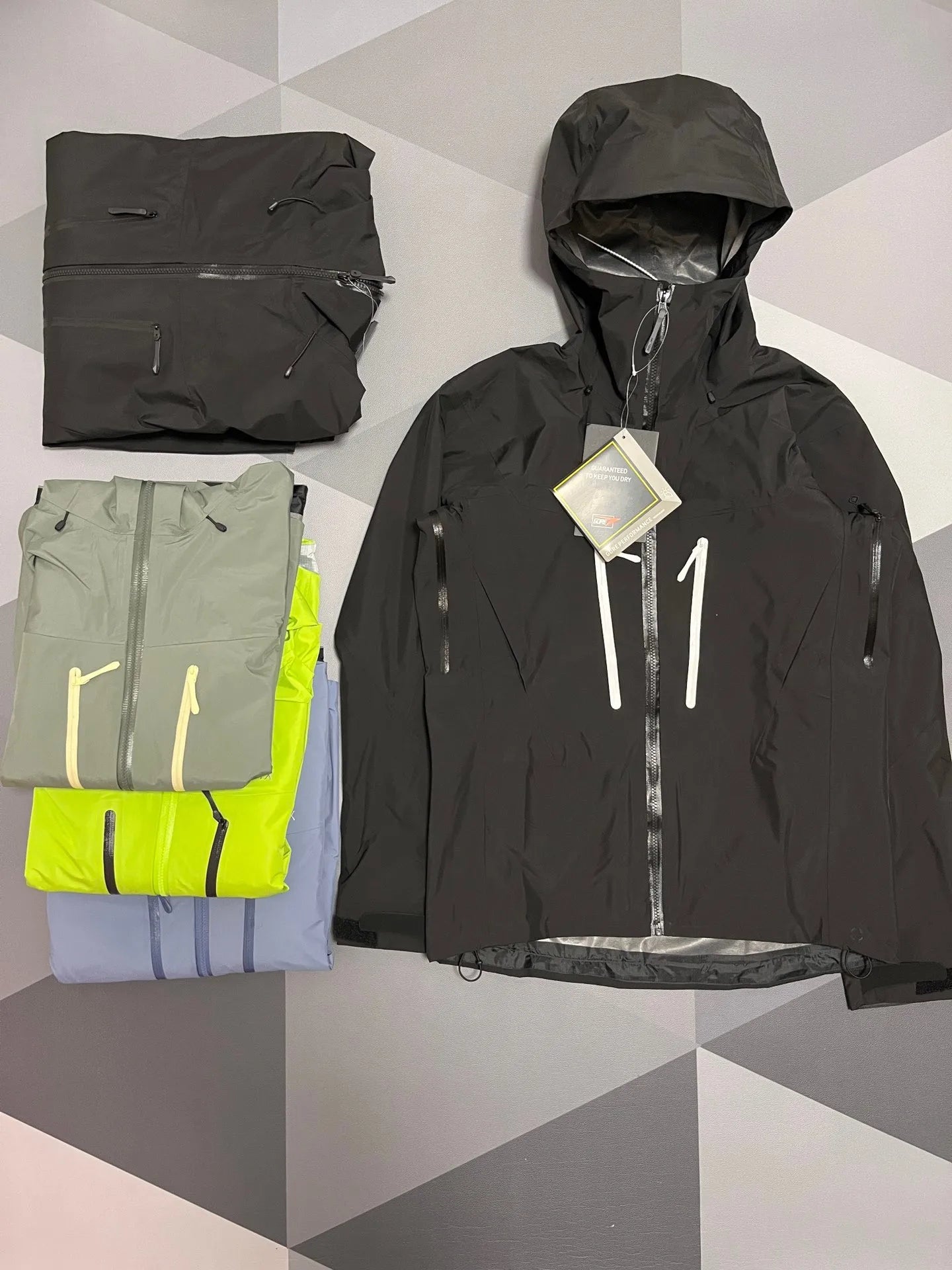 Embroidery Bird Logo Waterproof Windbreaker Jacket for Outdoor Hiking