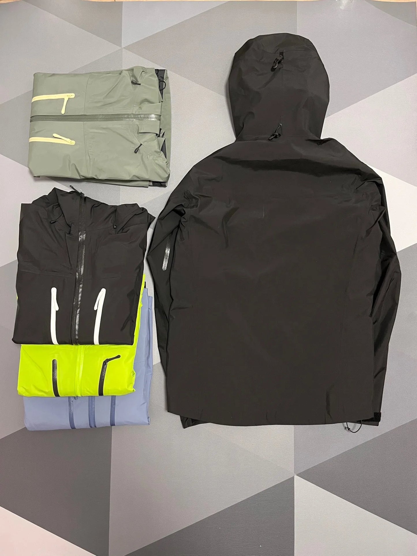 Embroidery Bird Logo Waterproof Windbreaker Jacket for Outdoor Hiking