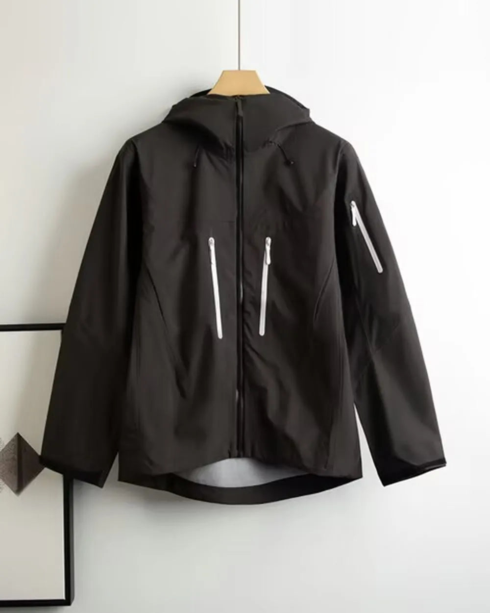Embroidery Bird Logo Waterproof Windbreaker Jacket for Outdoor Hiking