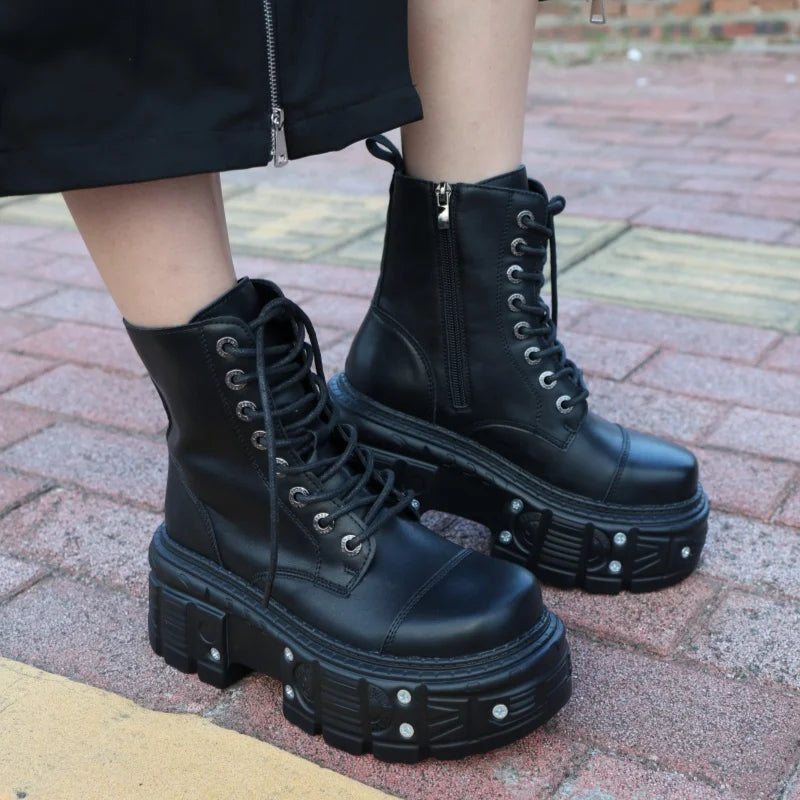 Women Gothic Motorcycle Boots With Metal Decoration And Platform