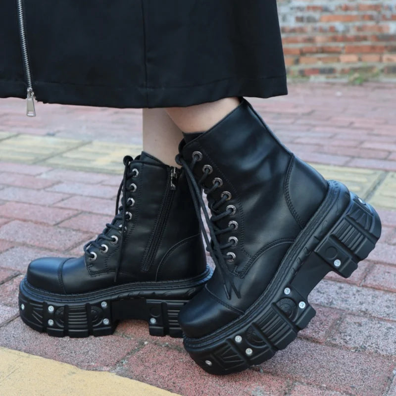Women Gothic Motorcycle Boots With Metal Decoration And Platform