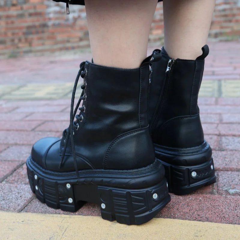 Women Gothic Motorcycle Boots With Metal Decoration And Platform