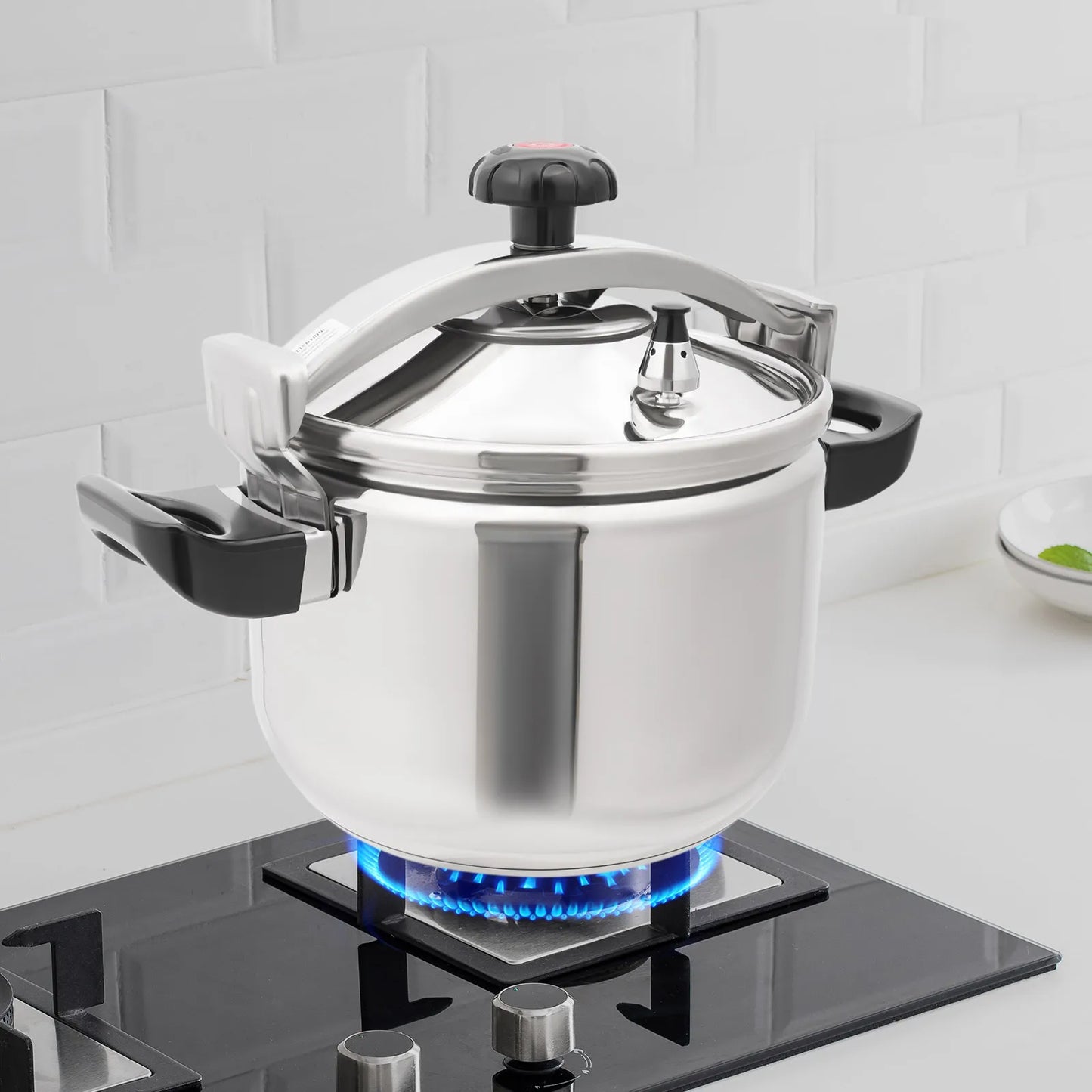 Bymaocar Silver 201 Stainless Steel Round Pressure Cooker